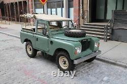 1973 Land Rover Series III 88