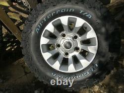 Bf goodrich all terrain 265 70 16 complete set of 5 Land Rover Sawtooth alloys