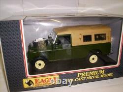 Eagle Collectibles 118 Land Rover Series III 109 Soft Top