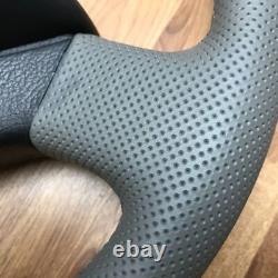 Genuine Land Rover Defender XS 50th grey leather steering wheel. 36 SPLINE. 3A