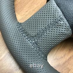 Genuine Land Rover Defender XS 50th grey leather steering wheel. 36 SPLINE. 3A