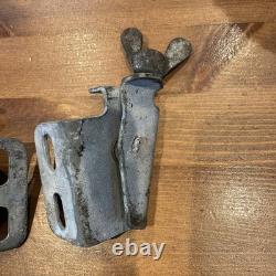 LAND ROVER SERIES 2 2a FASTENER CLAMPS FOR WINDSCREEN EARLY WING NUT TYPE PAIR