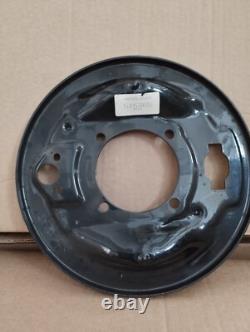 LAND ROVER SERIES IIa/III HAND BRAKE BACK PLATE- GENUINE SANTANA- 515365-NEW