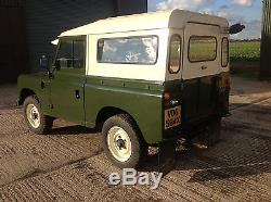 LAND ROVER series 3. Ohhh how pretty. ABSOLUTELY STUNNING in every respect x