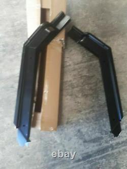 Land Rover Defender 110 CSW + series 109 B post C post sill rail