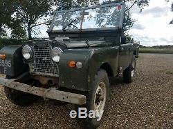 Land Rover Series 1 1957 Original paint. Relatively straight forward project