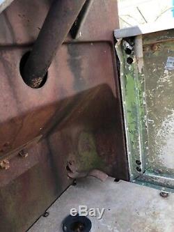 Land Rover Series 1 80 lights behind grille