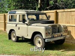 Land Rover Series 3 88 Station Wagon Historic 1979 Creme 7 seater