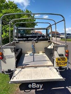 Land Rover Series 3 (wedding car)