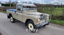 Land Rover Series III Santana