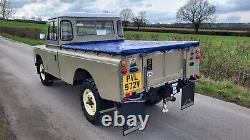 Land Rover Series III Santana