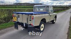 Land Rover Series III Santana