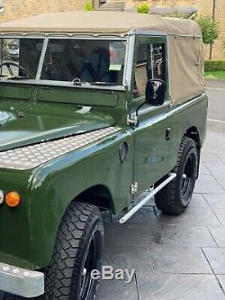 Land Rover series 2 3.5 V8 1961 Looks Fantastic and sounds great