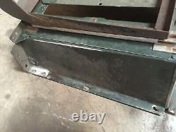 Land Rover series 3 seat box in very good condition