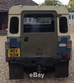 Land rover series3 109