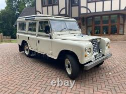 Land rover series 3