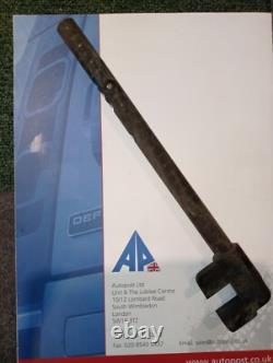 Landrover Series -selector Shaft For 1st & 2nd Speed-genuine Santaba-576727