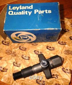 NOS Land Rover Series Diesel Defender 2.5 NA Turbo CAV Fuel Injector 564332 x4