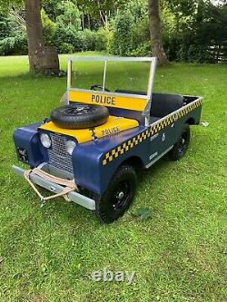 Toylander Land Rover Series 1 Police Car Display Totrod